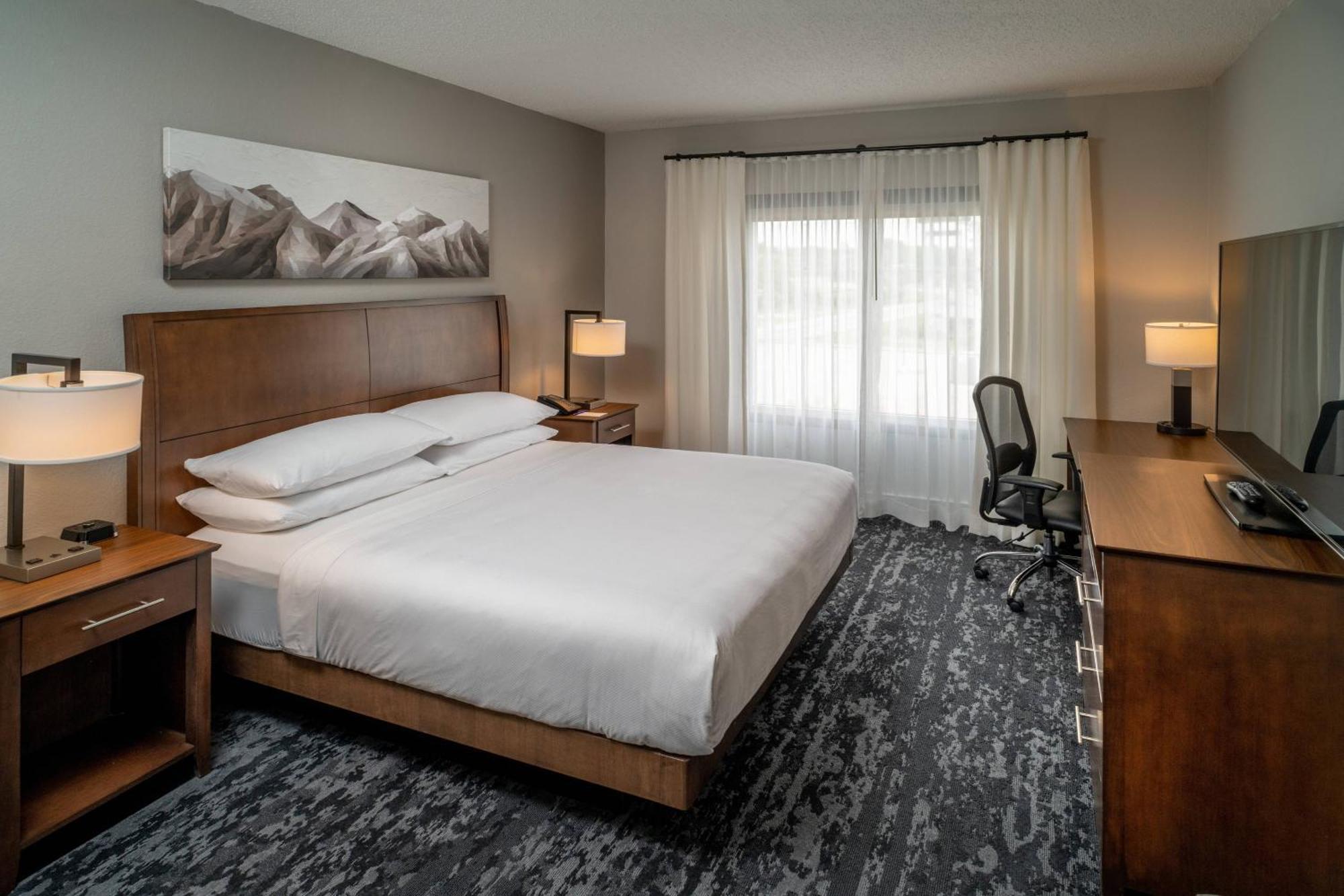 Delta Hotels By Marriott Huntington Mall Barboursville Dış mekan fotoğraf