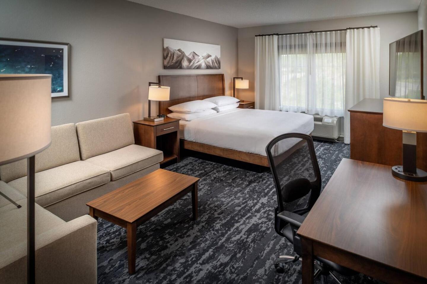 Delta Hotels By Marriott Huntington Mall Barboursville Dış mekan fotoğraf